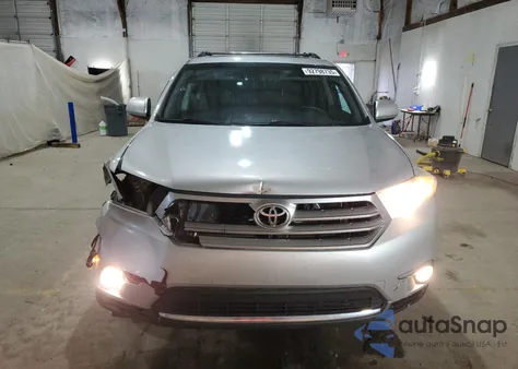 2012 Toyota Highlander Base из США, поврежденный, VIN 5TDBK3EH6CS114475